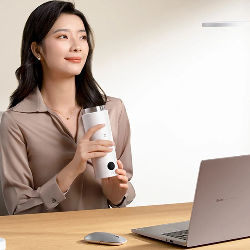 Mini travel kettle compact size for hotel and travel
